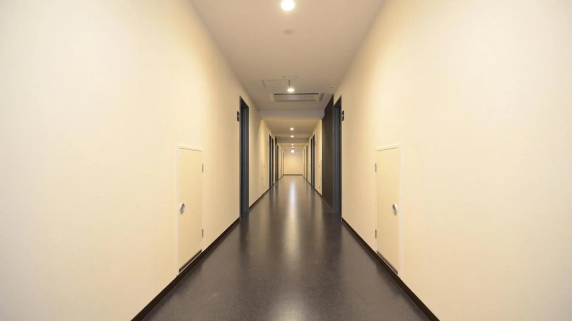 Nihonbashi Luxe Hotel - Vacation Stay 77582V Osaka